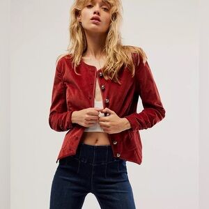 ✨HP✨ Free People Becky Stretch Velvet Jacket in Garnet Grotto